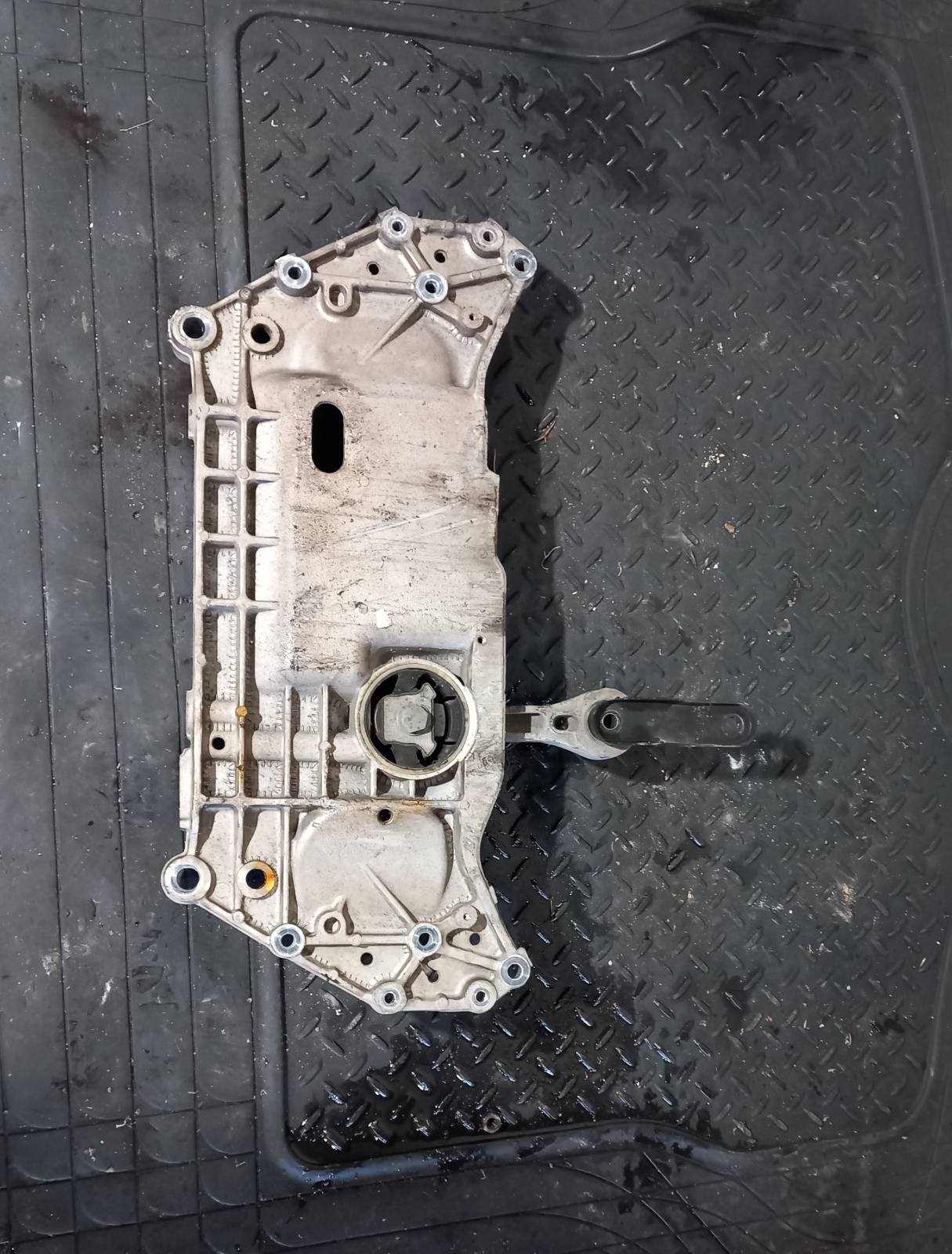 Γέφυρα Εμπρός Seat Leon ’06 Προσφορά