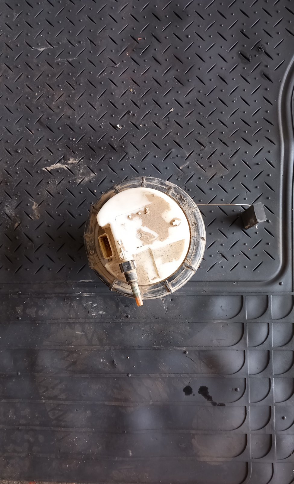 Αντλία Βενζίνης Citroen C4 ’05 Προσφορά