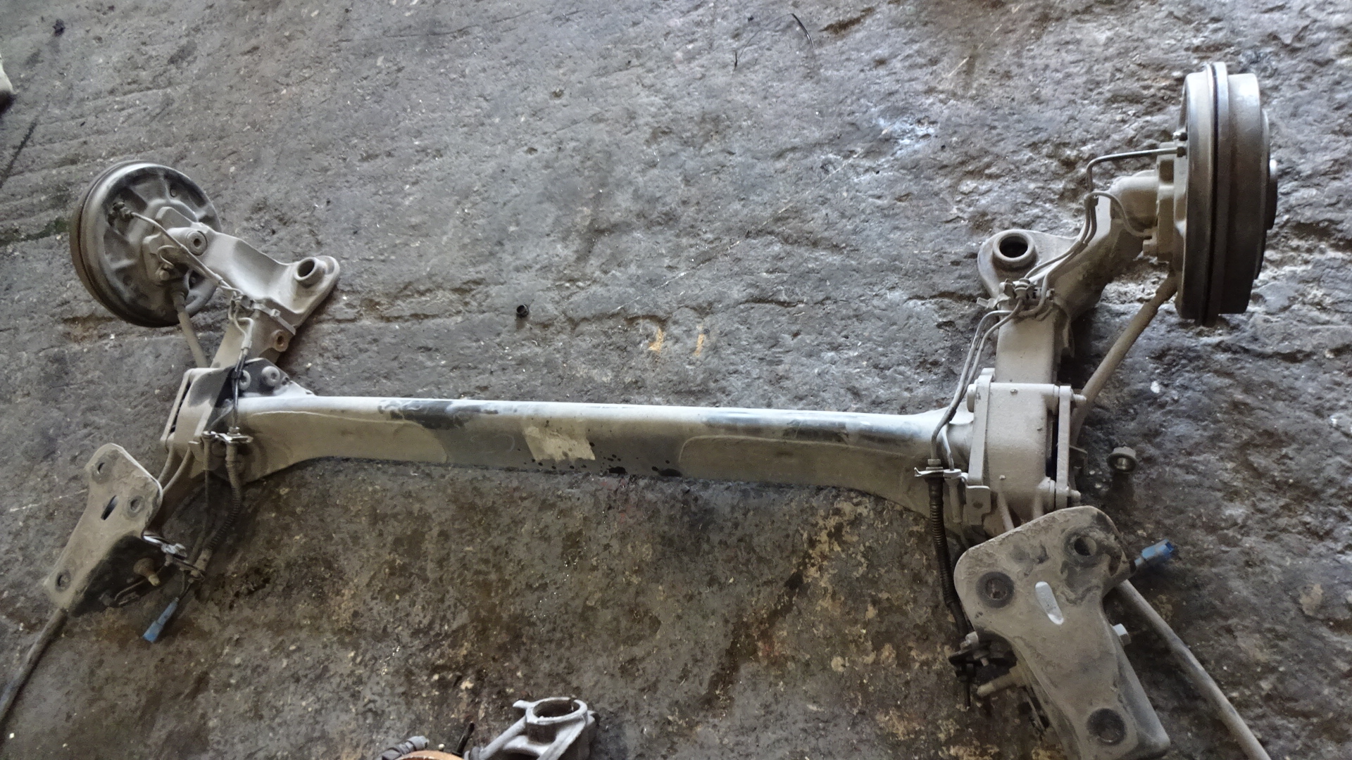  Άξονας Πίσω Citroen C2 ’04 Προσφορά