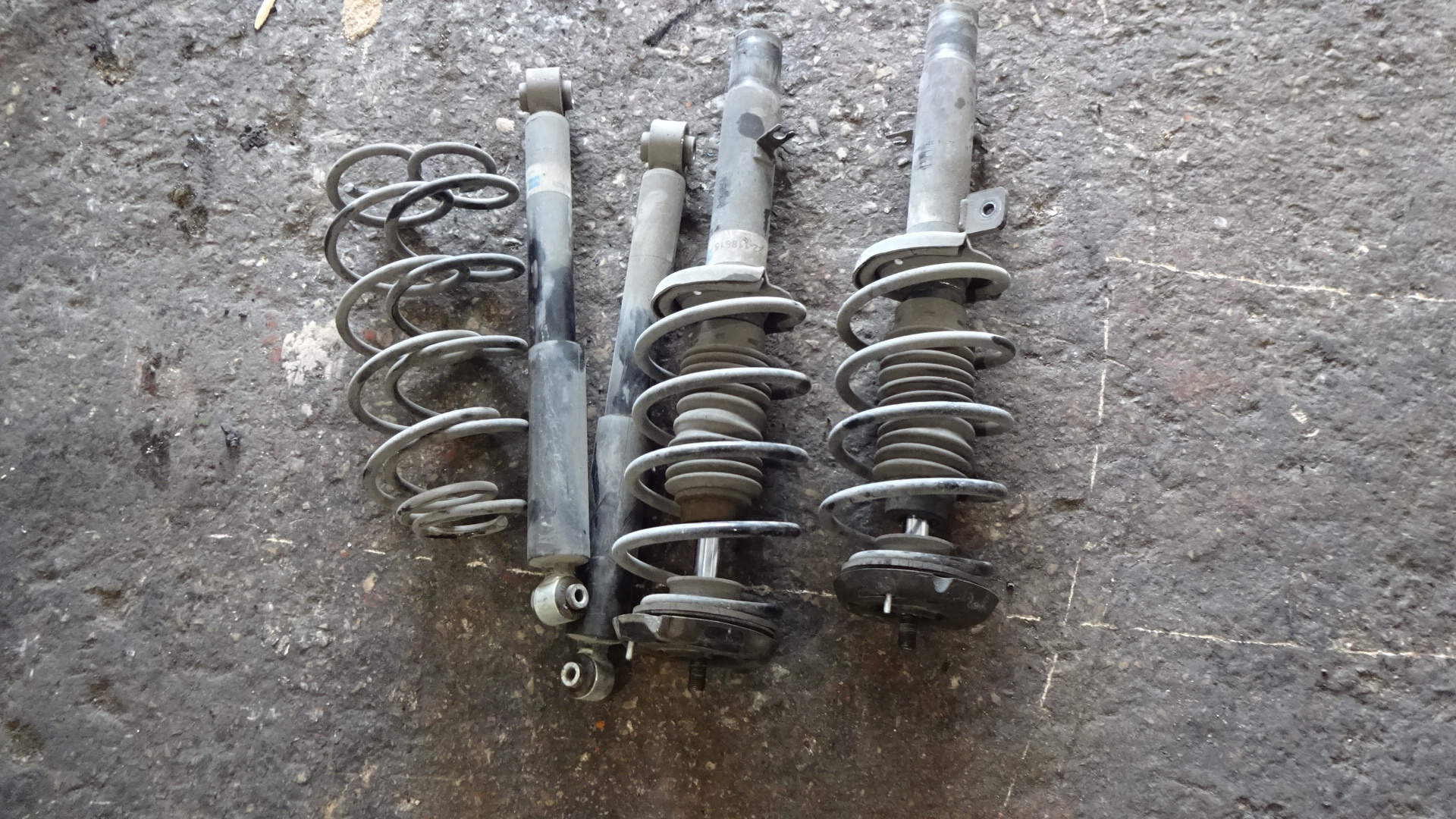 Αμορτισέρ-Ελατήρια Citroen C2 ’04 Προσφορά