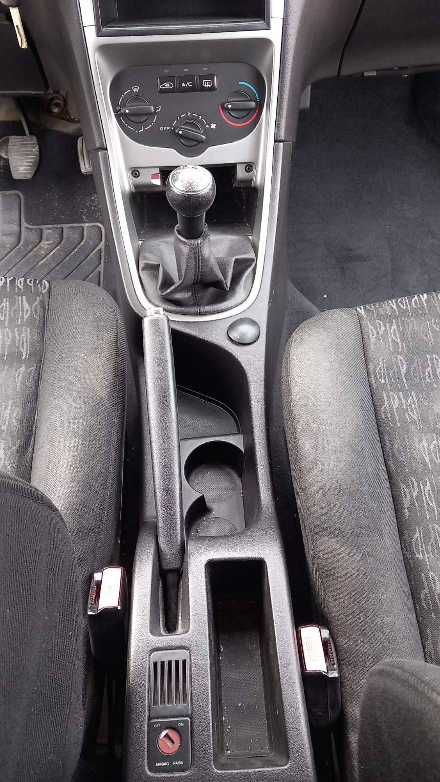 Χειρόφρενο Peugeot 307 ’02 Προσφορά