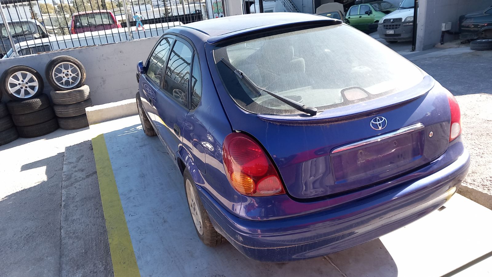 Ουρανός Toyota Corolla ’98 Προσφορά