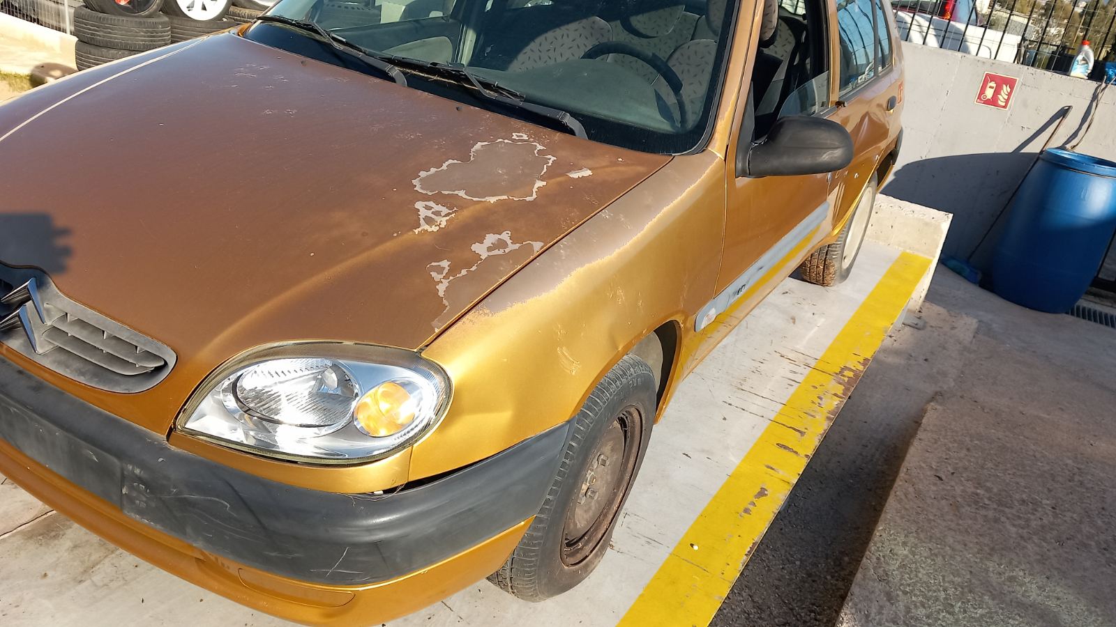 Φτερά Εμπρός Citroen Saxo ’00 Προσφορά