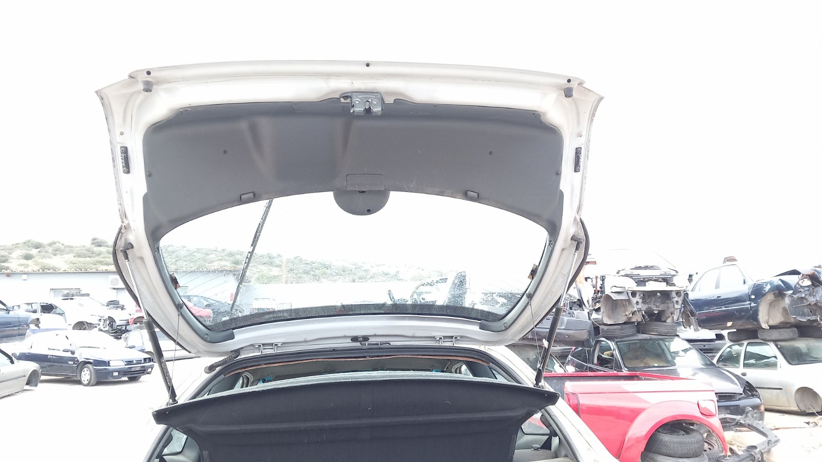 Εταζέρα Hyundai Accent ’98 Προσφορά