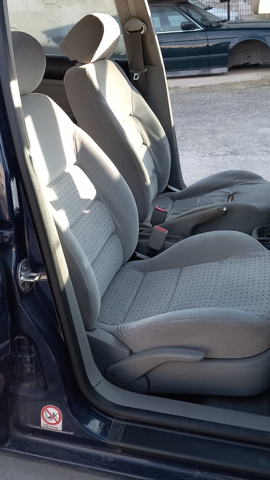 Σαλόνι Κομπλέ VW Golf IV ’99 Προσφορά