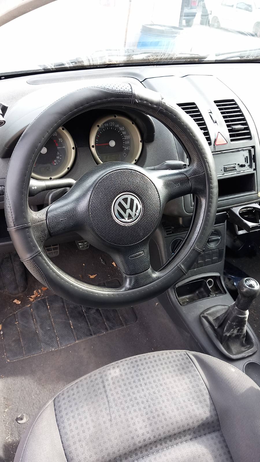 Λεβιές Ταχυτήτων VW Polo ’01 Προσφορά