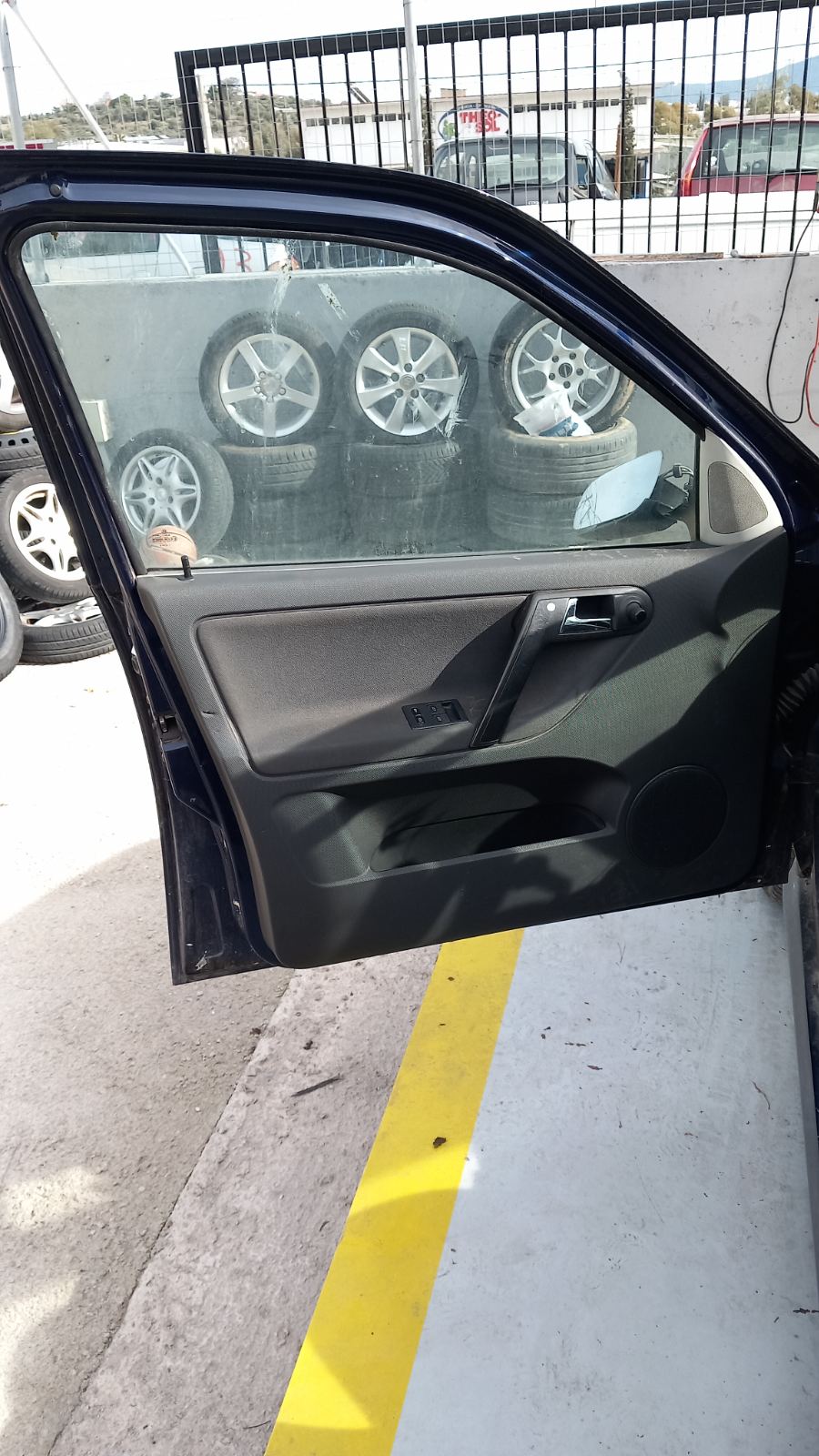 Διακόπτης Παραθύρων VW Polo ’01 Προσφορά