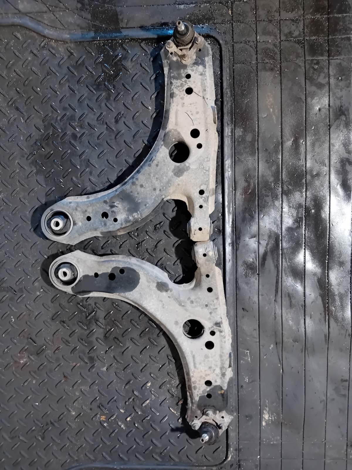 Ψαλίδια VW Golf IV ’99 Προσφορά