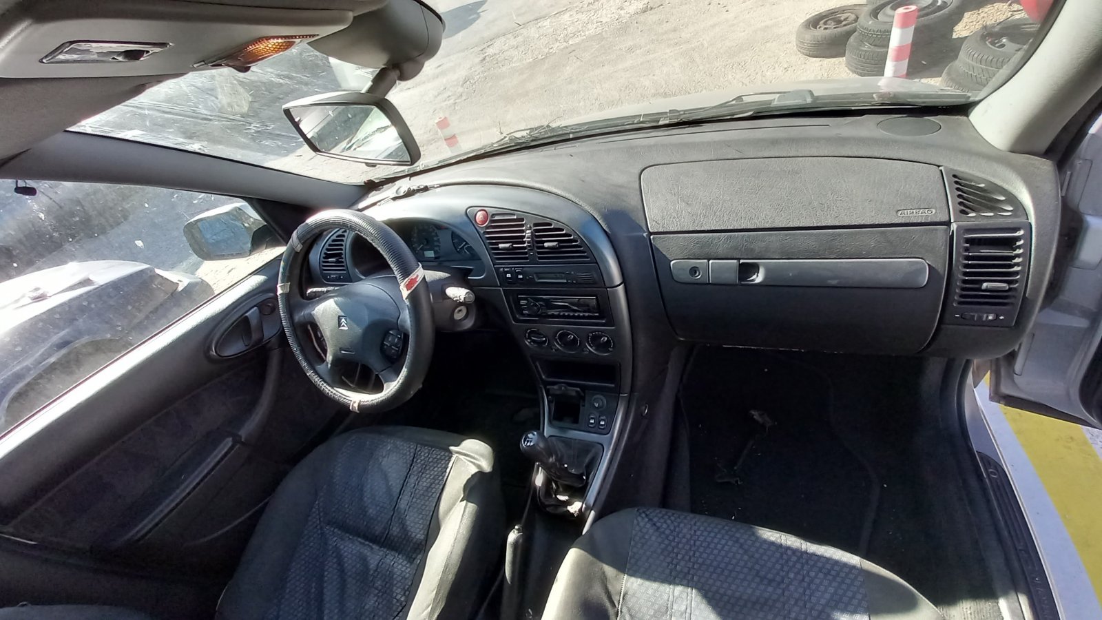 Ντουλαπάκι Citroen Xsara ’00 Προσφορά