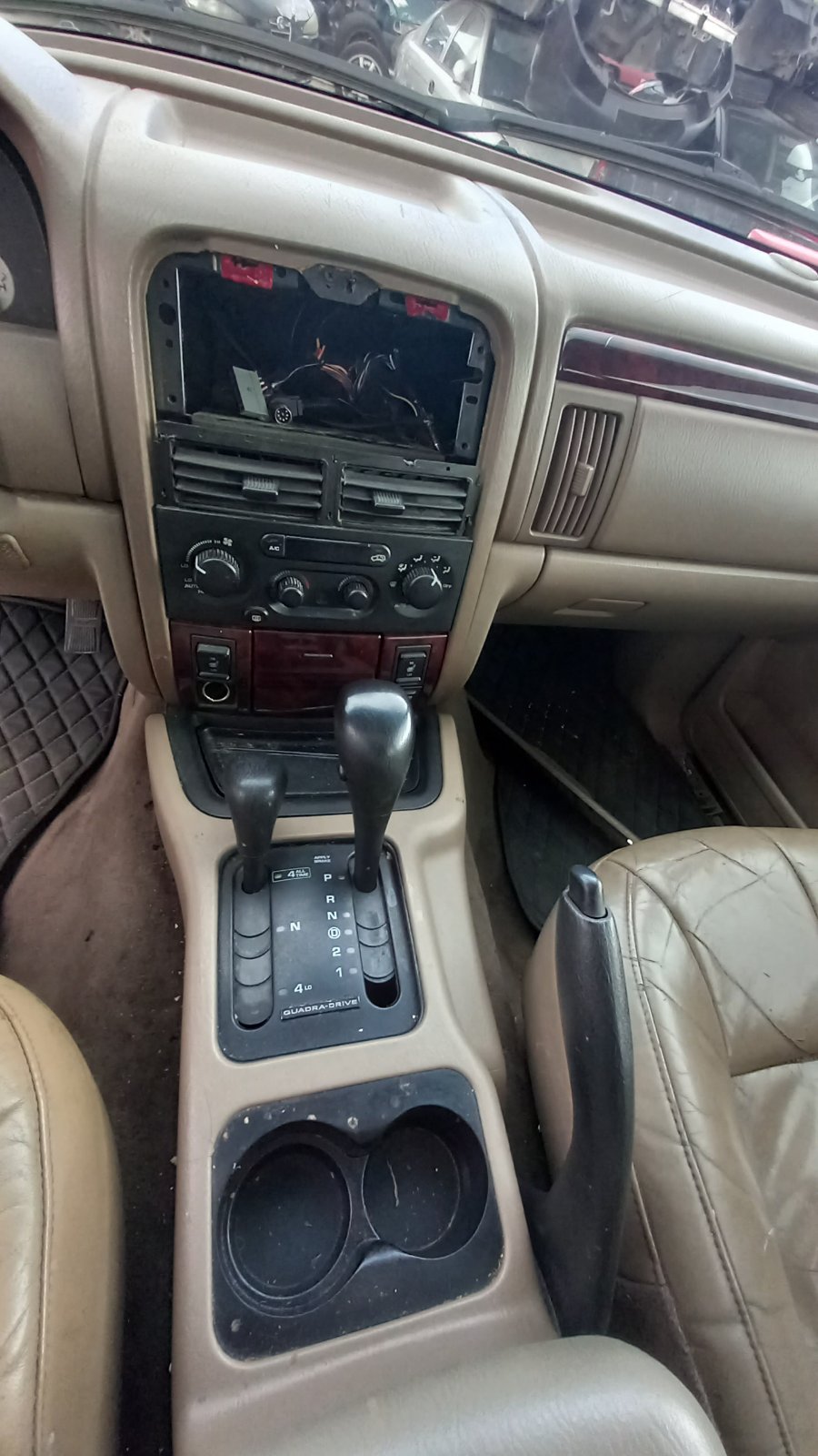 Λεβιές Ταχυτήτων Αυτόματου Σασμάν Jeep Grand Cherokee ’03 Προσφορά