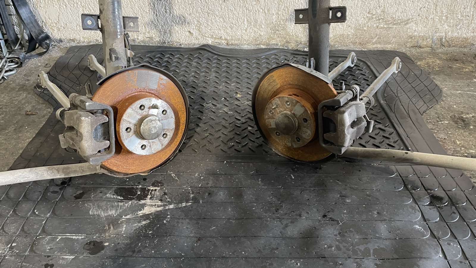 Δαγκάνες Alfa Romeo 147 ’08 Προσφορά