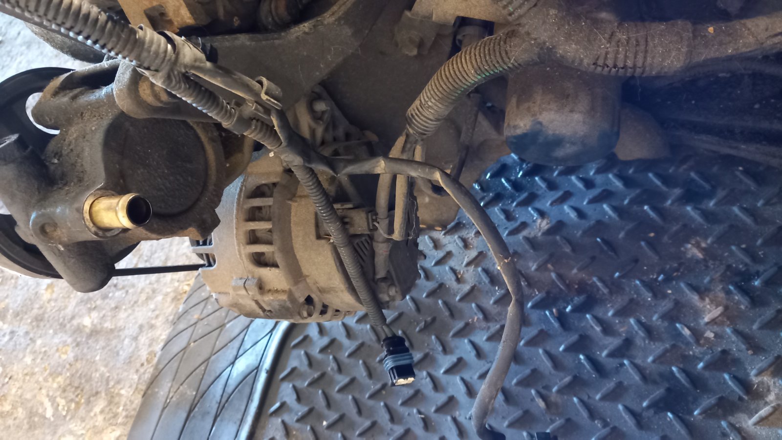 Δυναμό Opel Vivaro ’07 Προσφορά