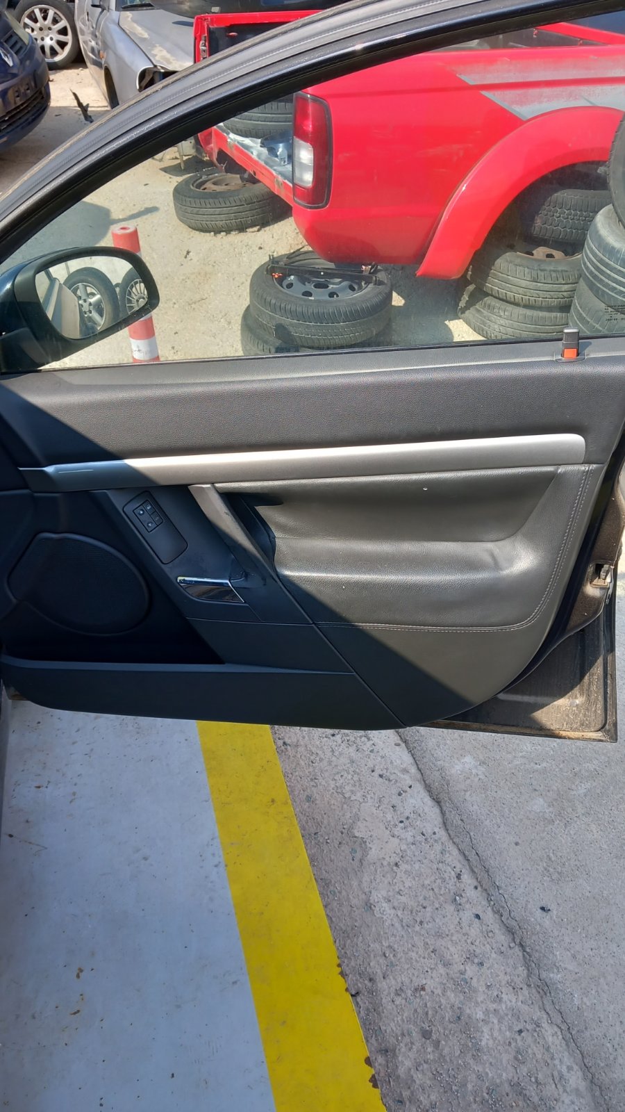 Ταπετσαρία Πορτών Opel Vectra C ’04 Προσφορά