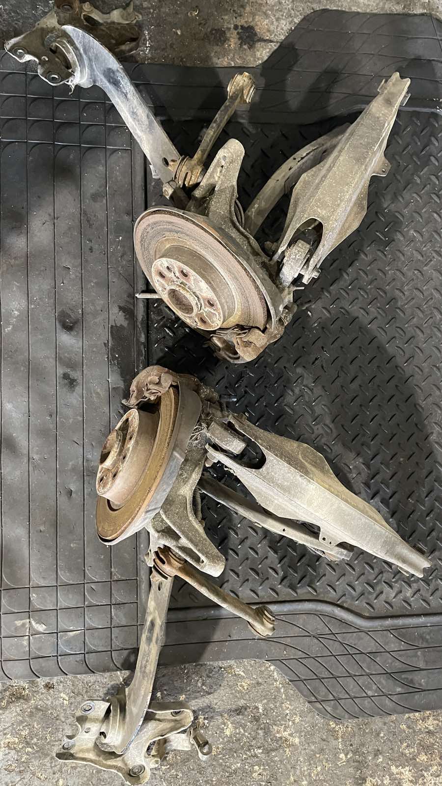 Ακραξόνια Πίσω Opel Vectra C ’04 Προσφορά