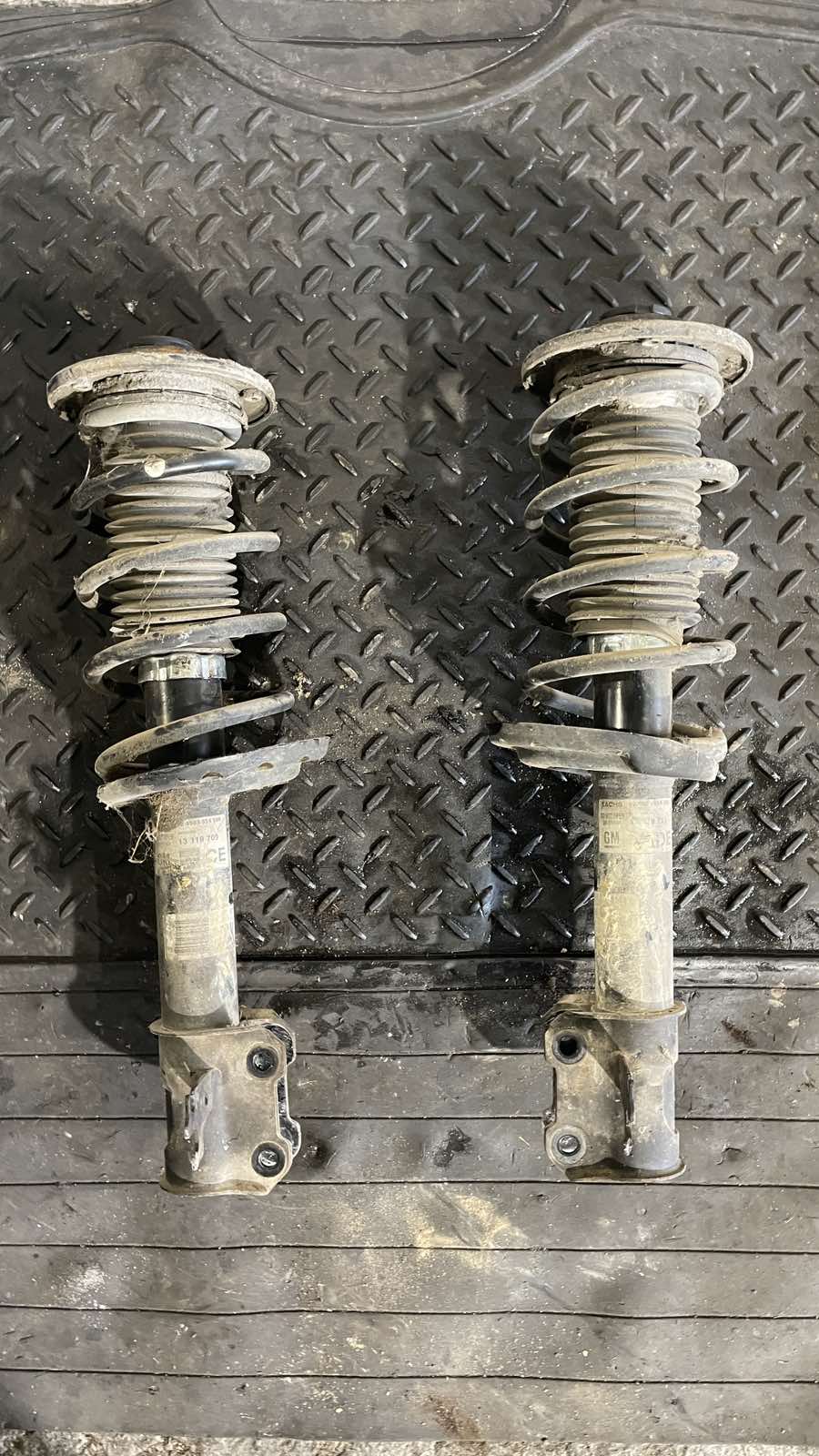 Αμορτισέρ-Ελατήρια  Opel Vectra C ’04 Προσφορά