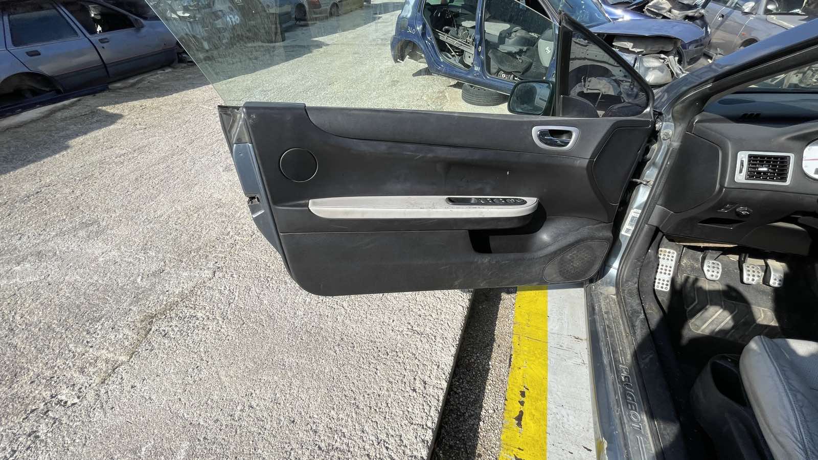Ταπετσαρία Πόρτων Peugeot 307 cc ’04