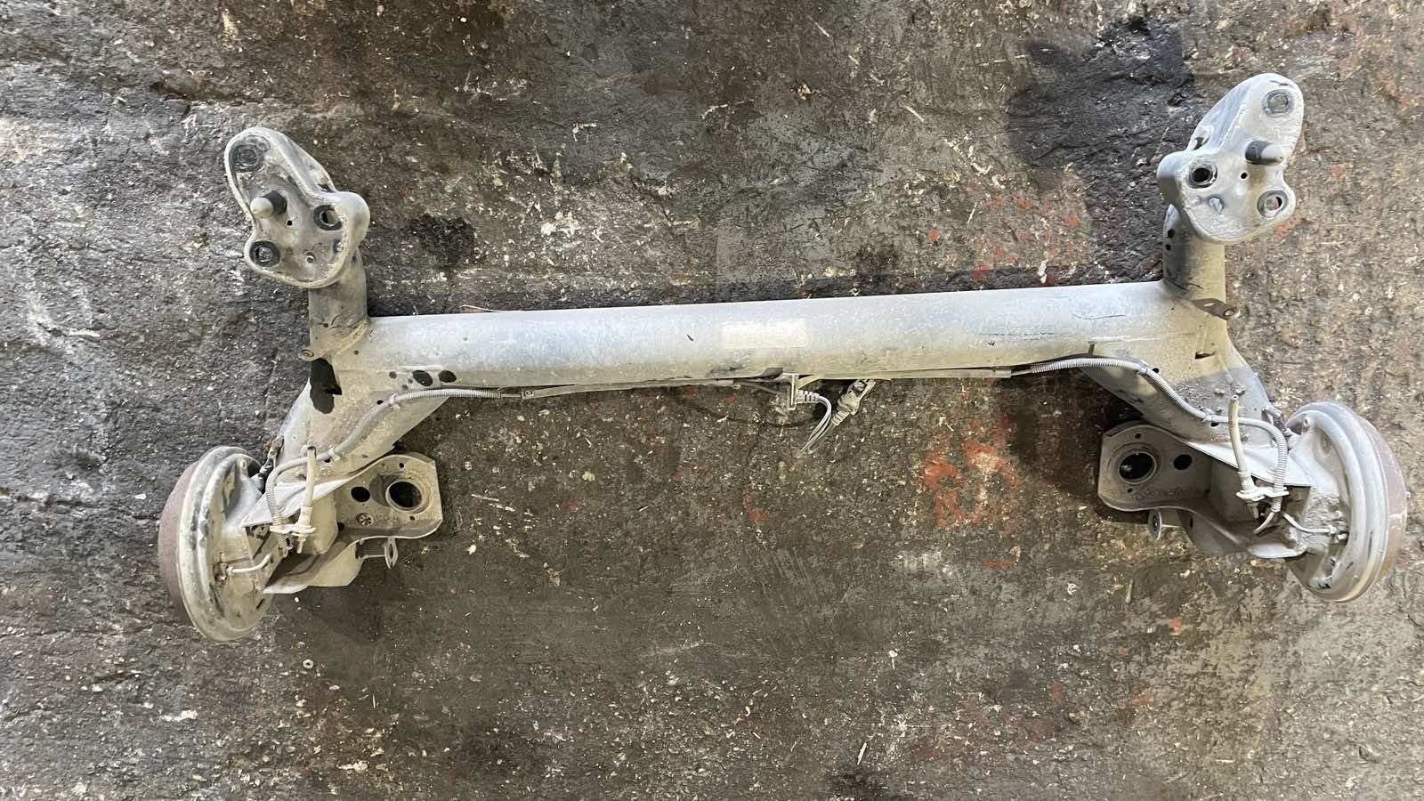 Άξονας Πίσω Mazda 2 ’03 Προσφορά
