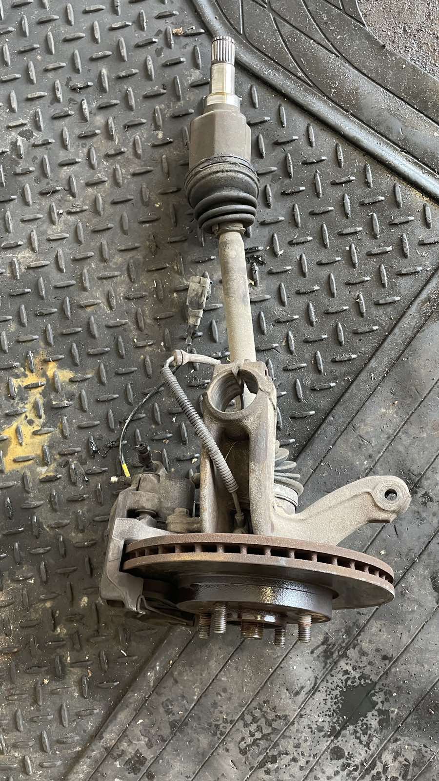 Ημιαξόνιο Αριστερό-Δεξί Mazda 2 ’03 Προσφορά