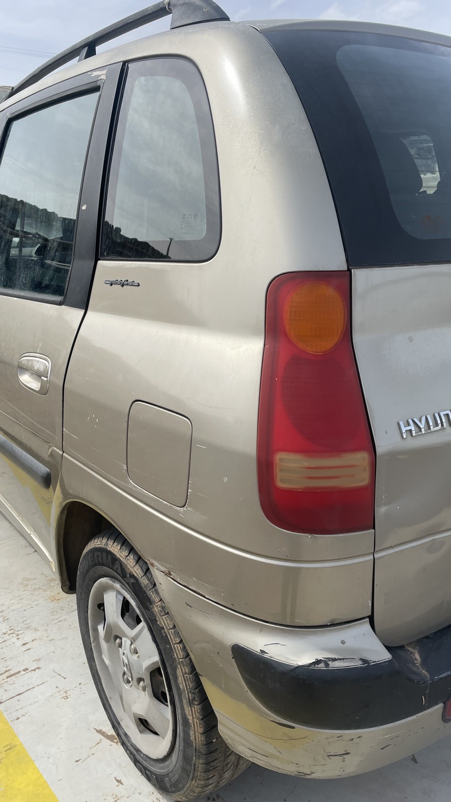 Πορτάκι Ρεζερβουάρ Hyundai Matrix ’02 Προσφορά