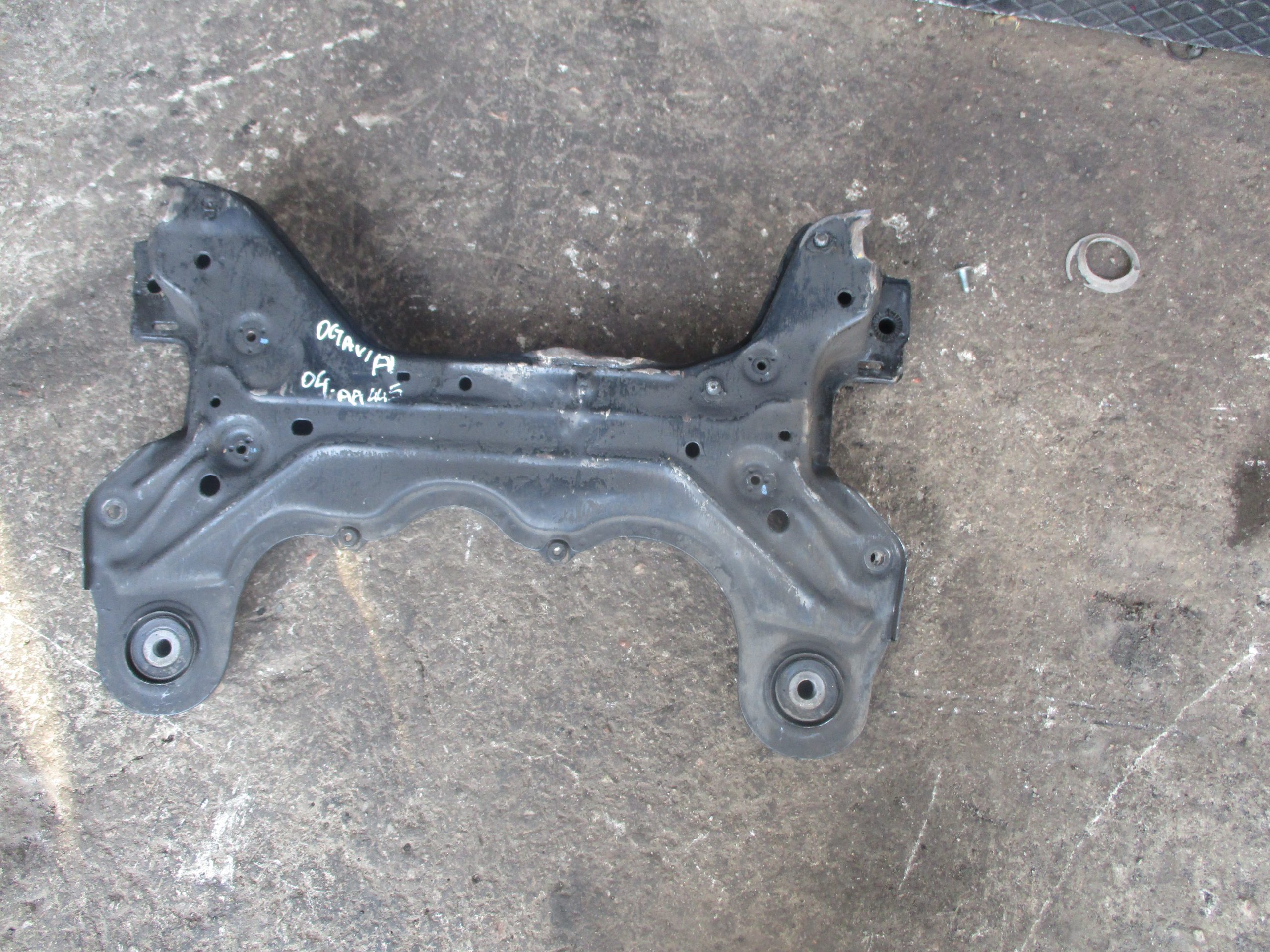 Γέφυρα Εμπρός Skoda Octavia ’04 Προσφορά