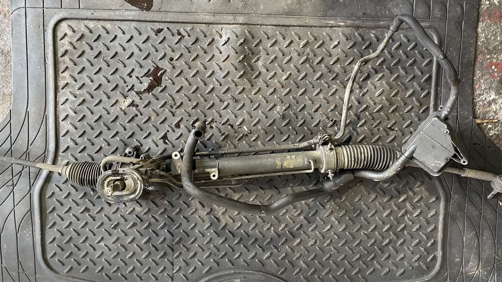 Κρεμαργιέρα Skoda Octavia ’04 Προσφορά