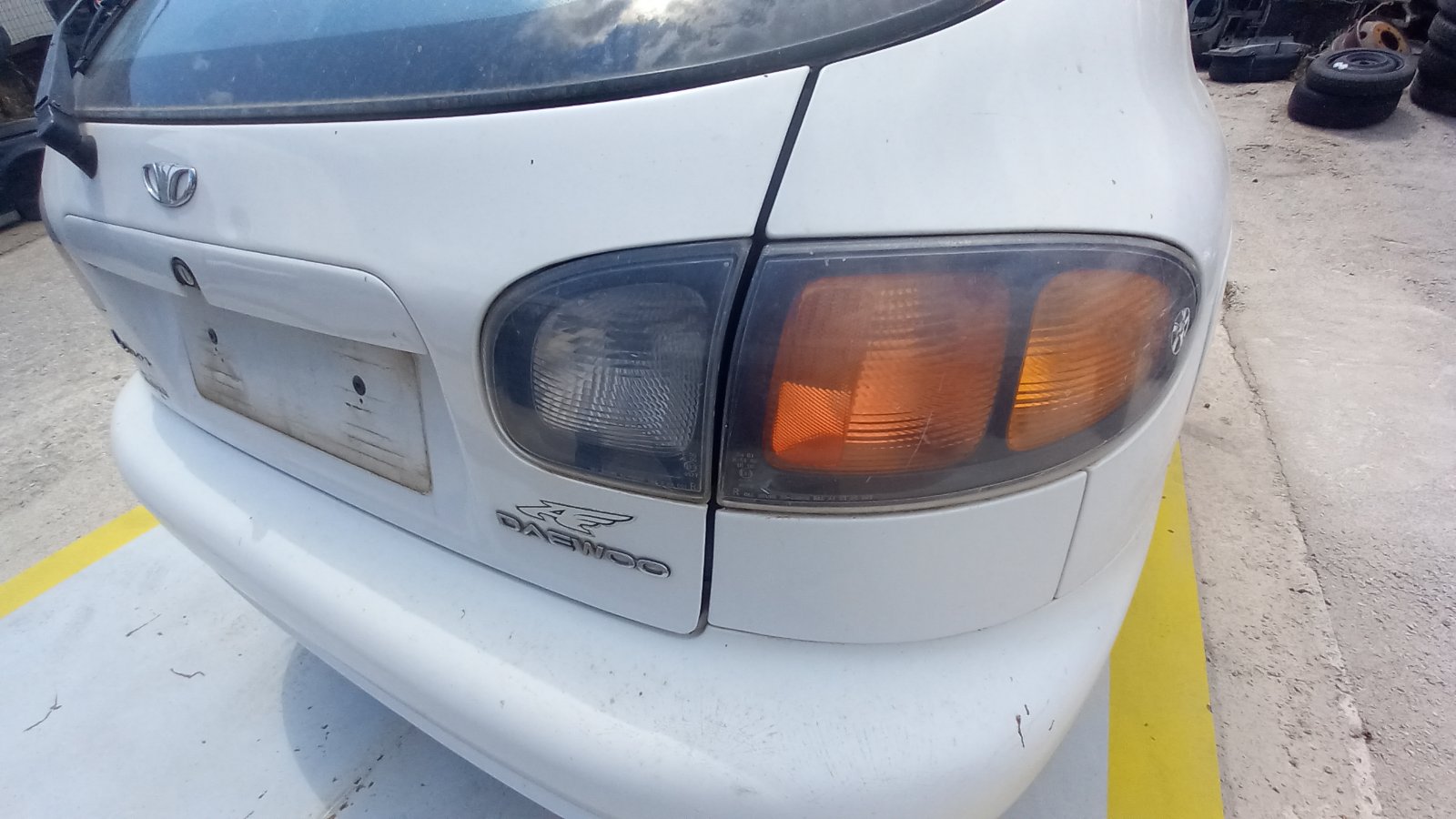Φανάρια Πίσω Daewoo Lanos ’00 Προσφορά