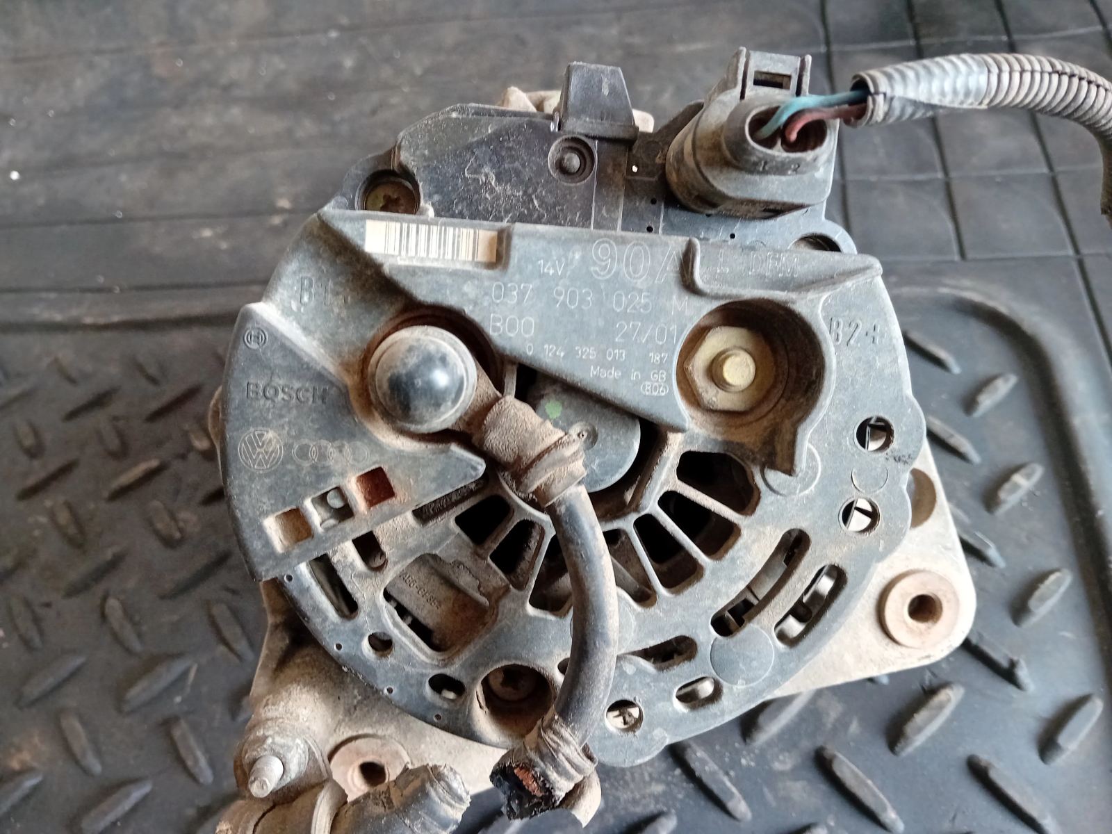 Δυναμό (037903025 M) Seat Ibiza ’01 Προσφορά