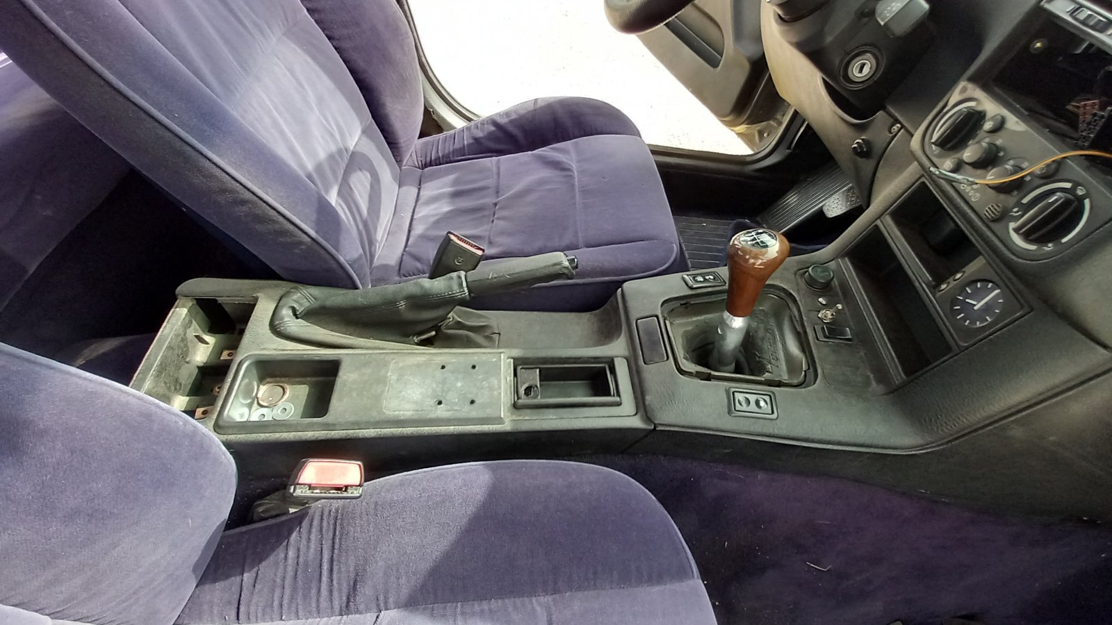 Λεβιές Ταχυτήτων BMW E36 ’97 Προσφορά