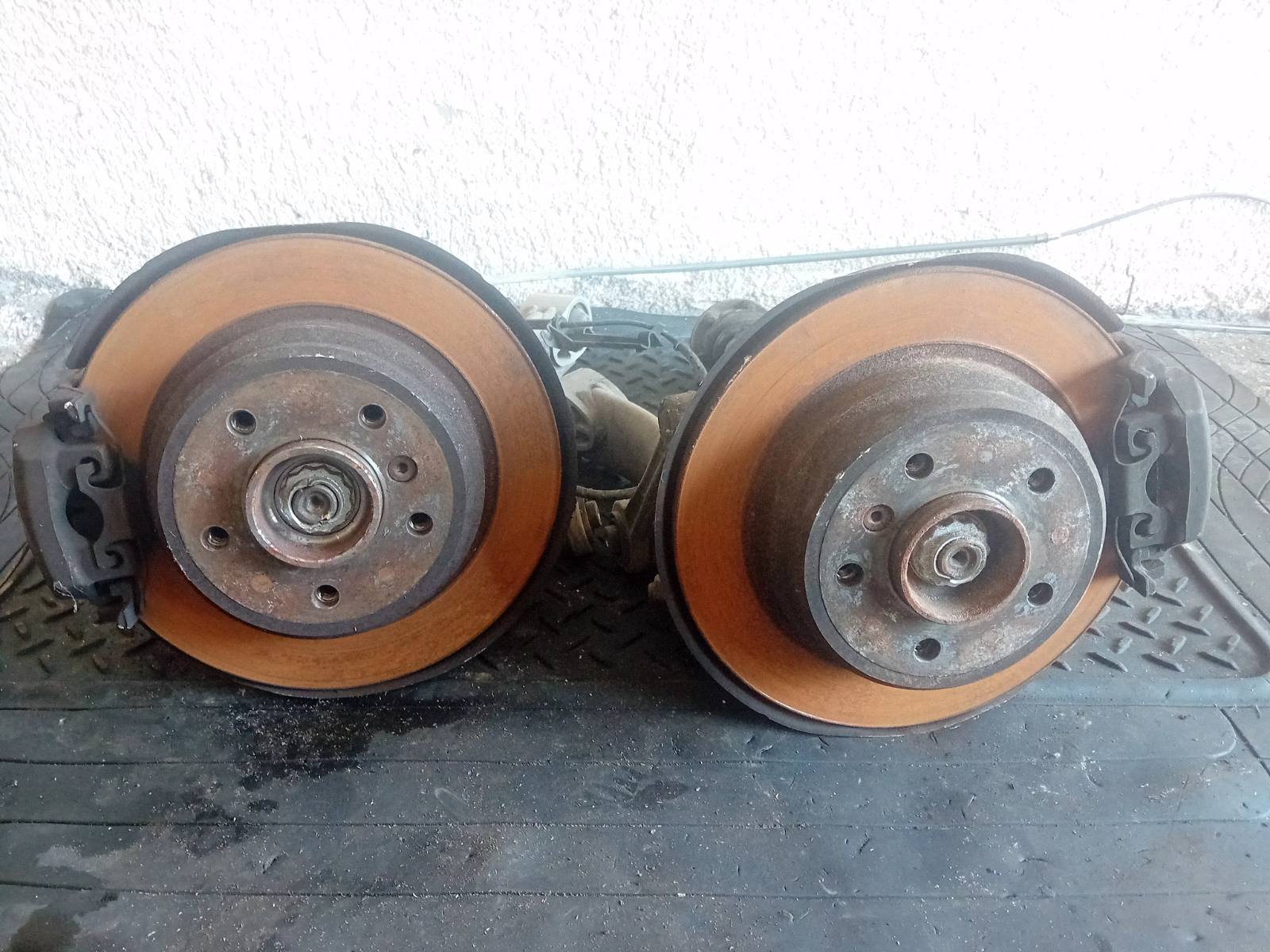 Ακραξόνια Bmw 525 E39 ’97 Προσφορά