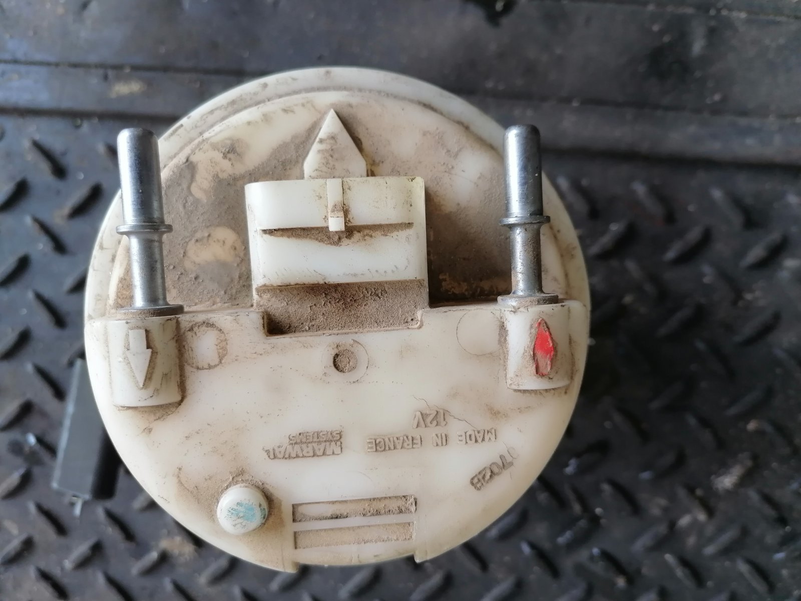 Αντλία Βενζίνης Volvo S40 ’98 Προσφορά