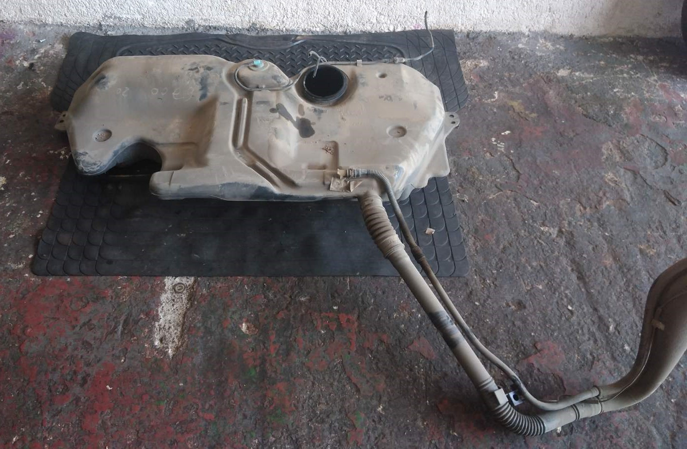 Ρεζερβουάρ Βενζίνης Renault Scenic RX4 ’02 Προσφορά