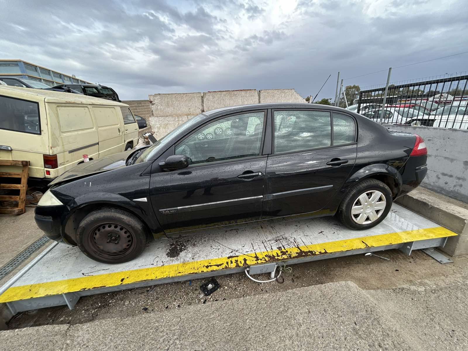 Φτερά Εμπρός Renault Megane ’04 Προσφορά