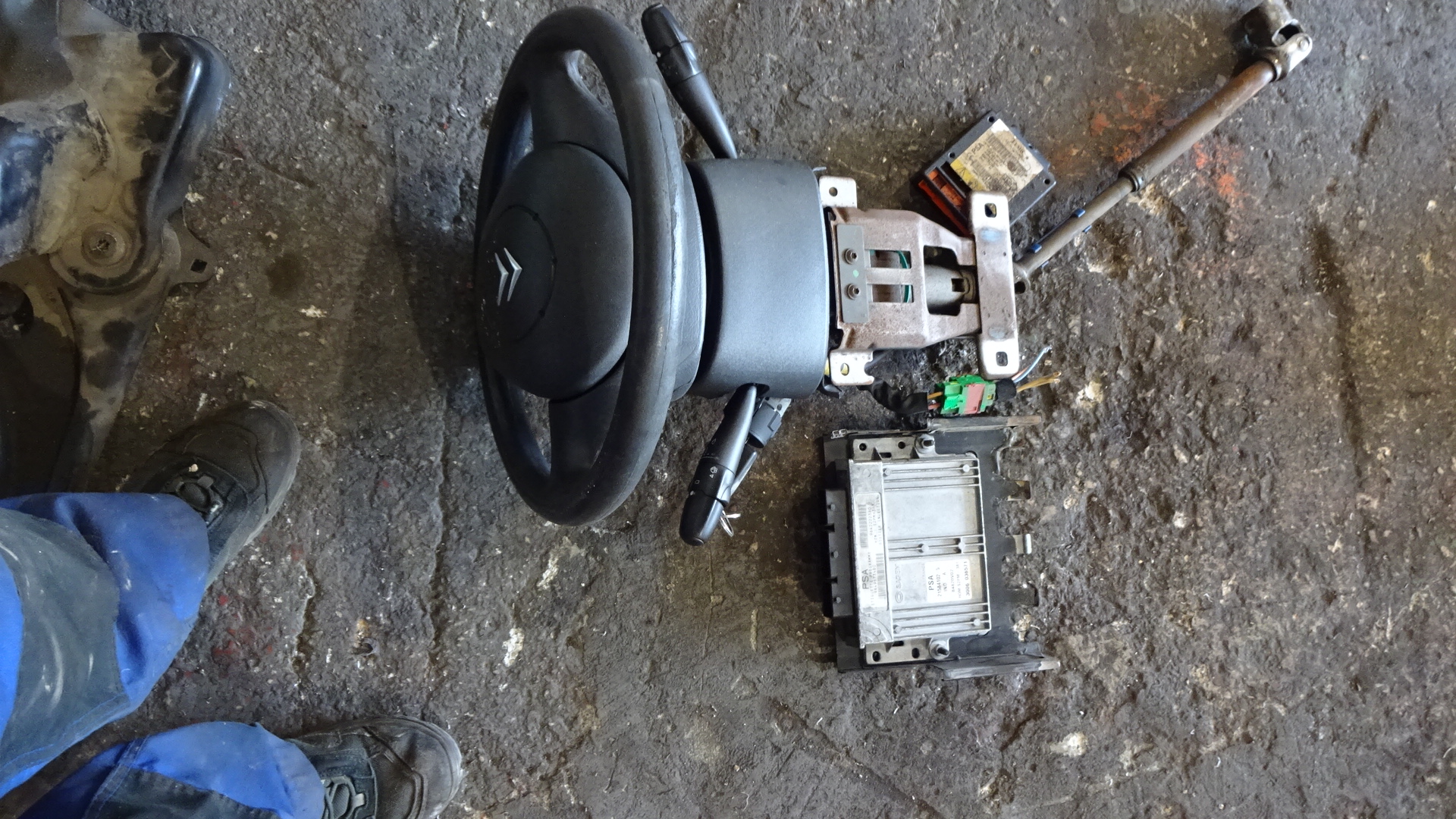 Εγκέφαλος Κινητήρα ( 215841025 ) Citroen C3 ’03 Προσφορά