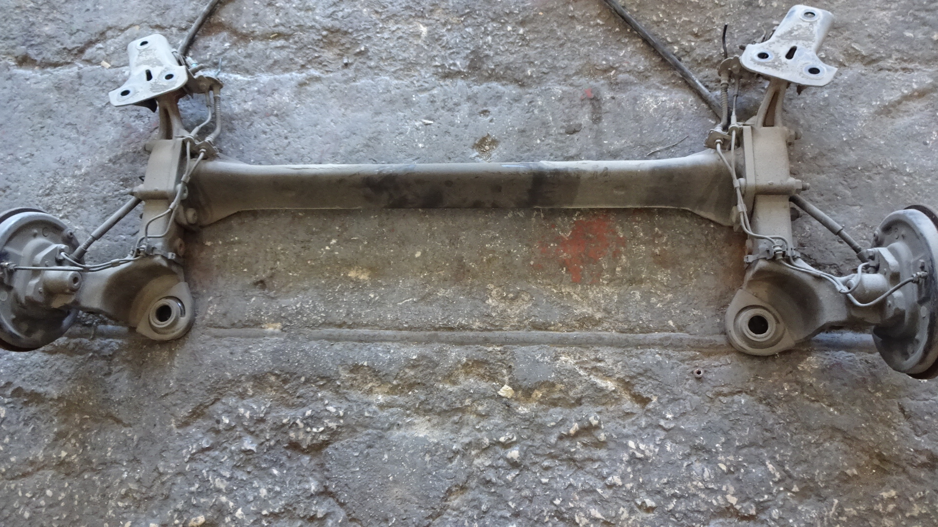 Άξονας Πίσω Citroen C3 ’03 Προσφορά