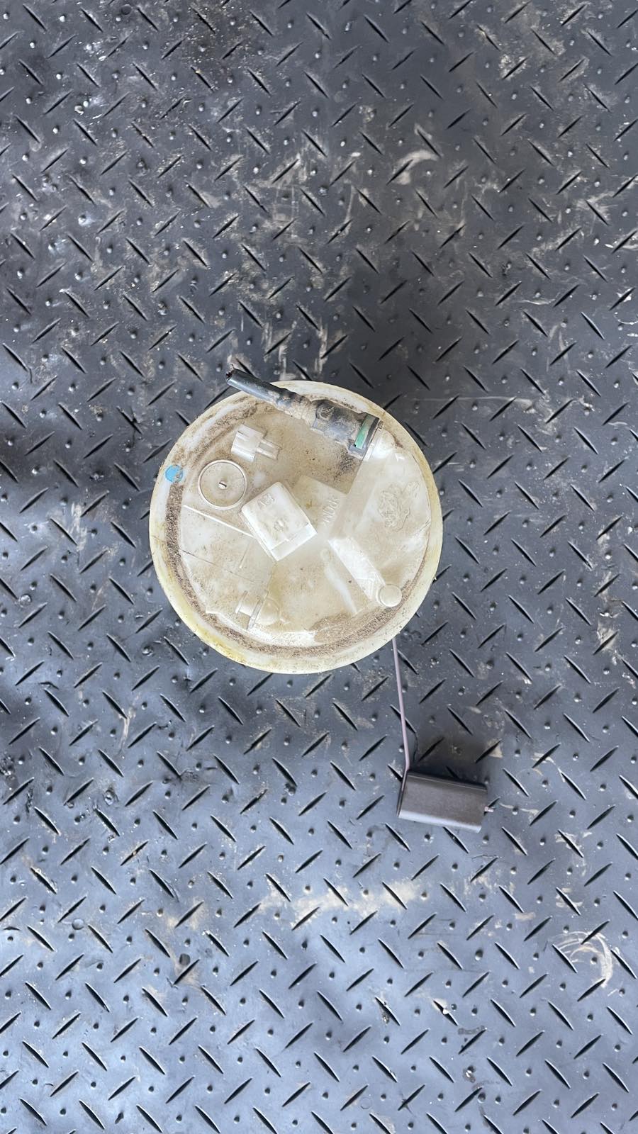 Αντλία Βενζίνης Renault Megane ’04 Προσφορά