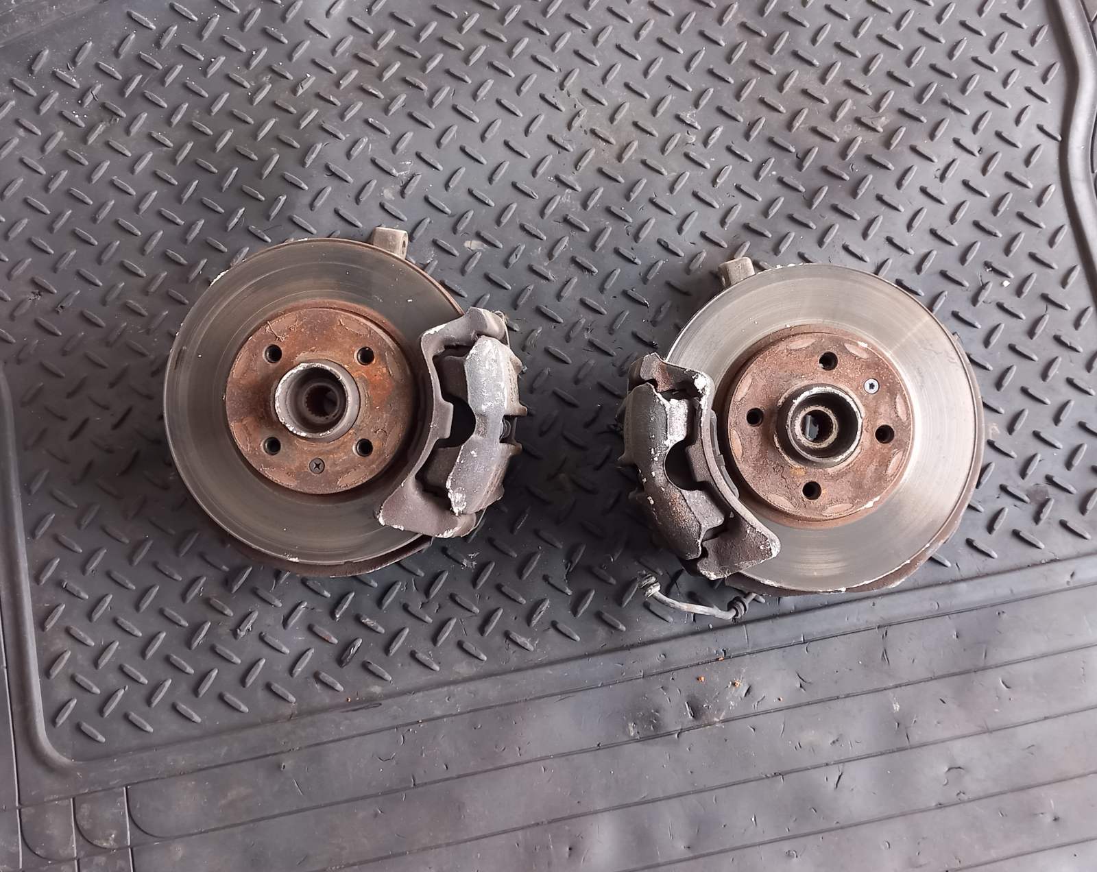 Ακραξόνια Seat Ibiza ’98 Diesel Προσφορά