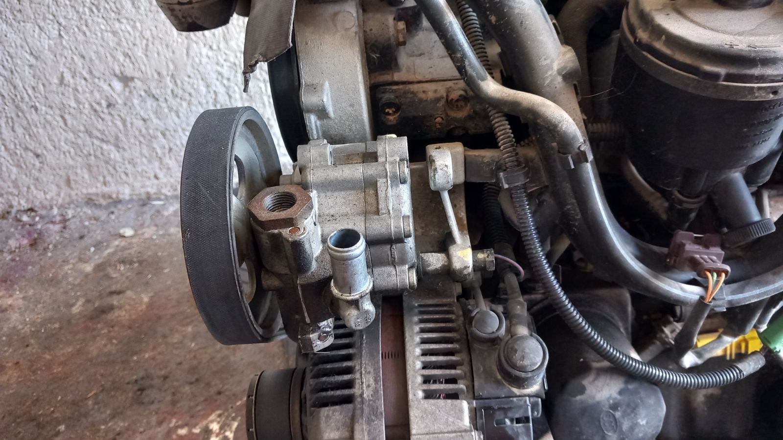 Αντλία Υδραυλικού Τιμονιού Citroen C5 ’01 Diesel Προσφορά