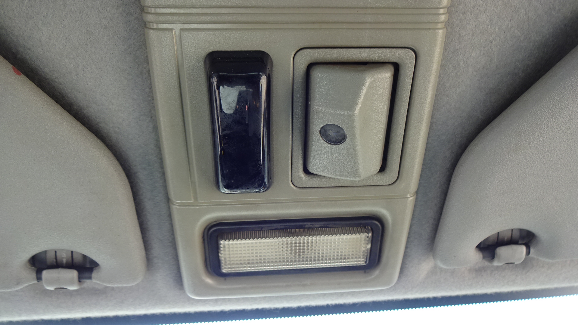 Πλαφονιέρα Εμπρός Citroen Saxo ‘98 Προσφορά