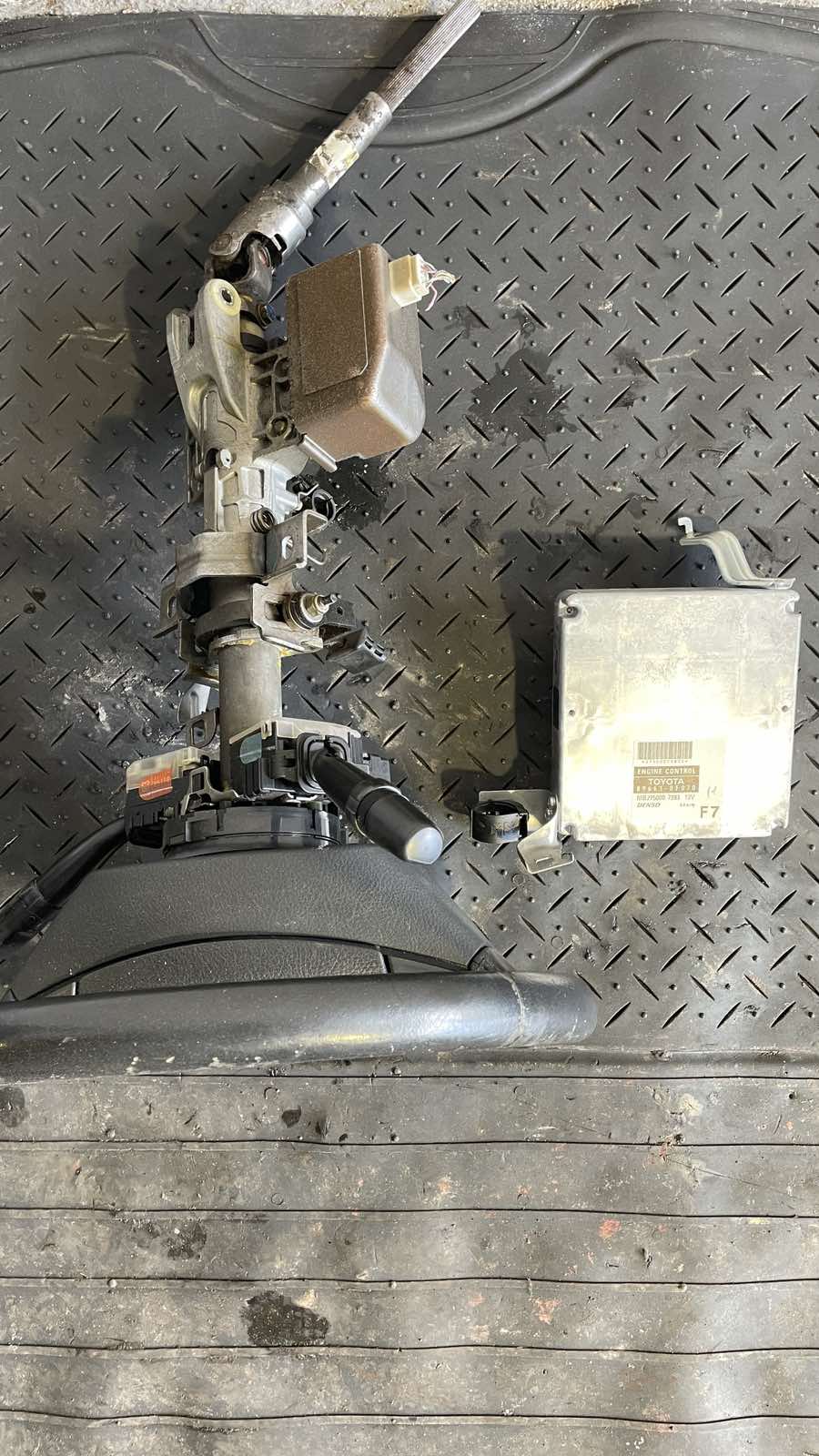Εγκέφαλος Κινητήρα Σετ ( 896610F070 ) Toyota Corolla Verso ’05 Προσφορά