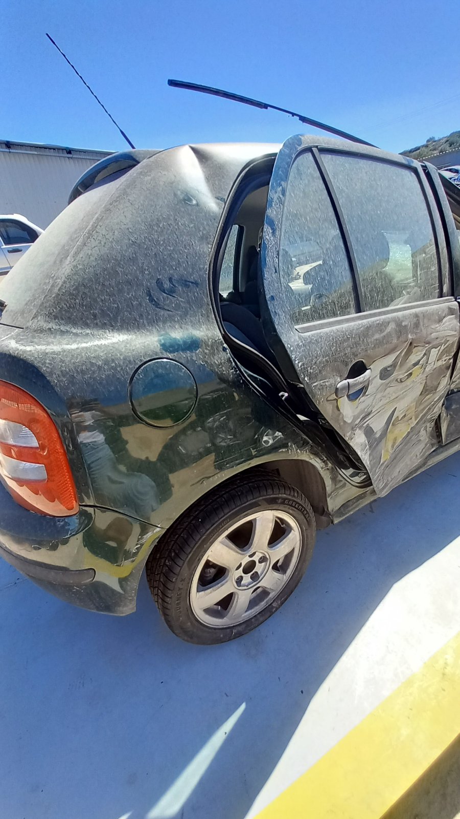 Πορτάκι Ρεζερβουάρ Skoda Fabia ’04 Προσφορά