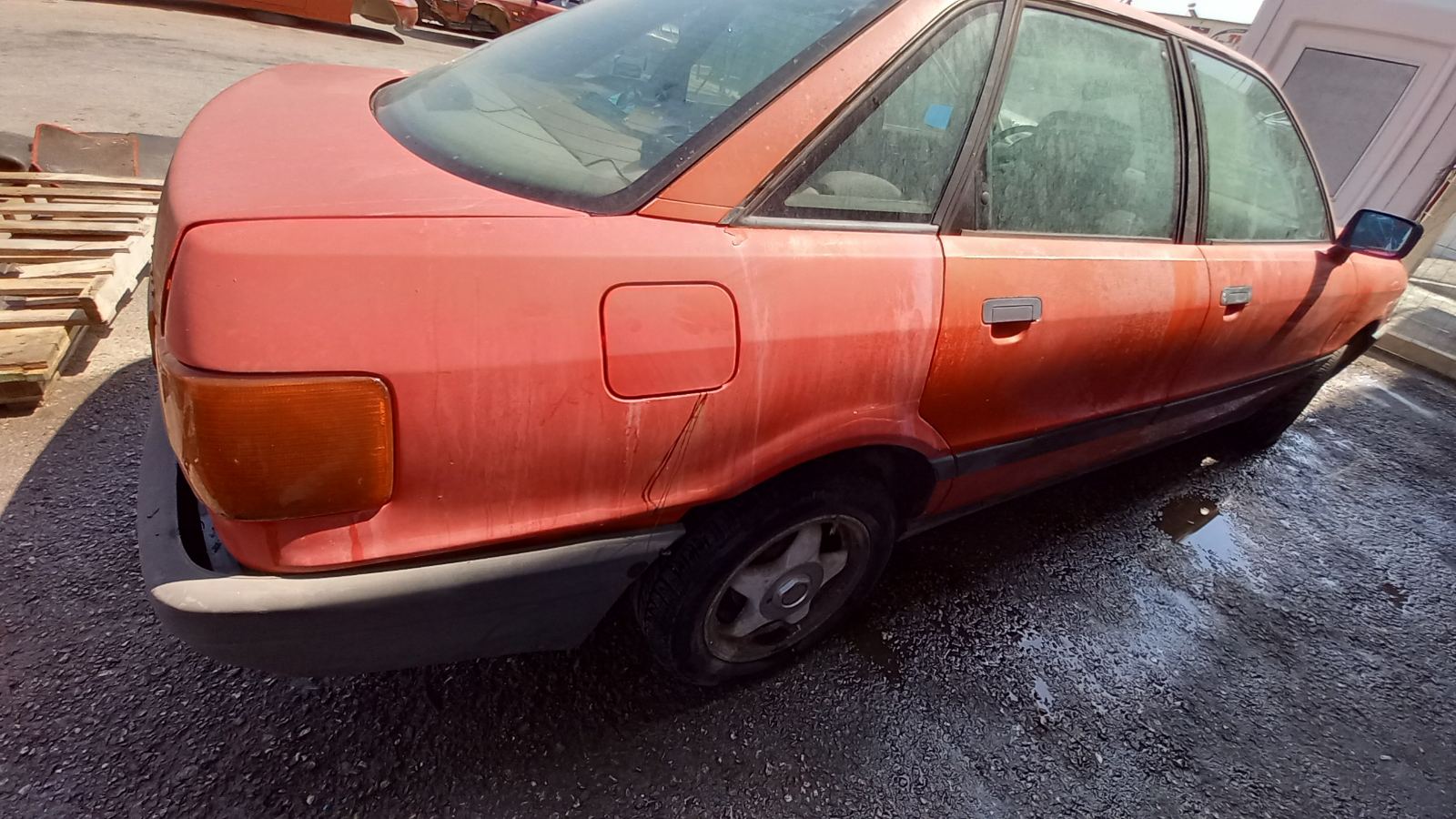 Πορτάκι Ρεζερβουάρ Audi 80 ’90 Προσφορά