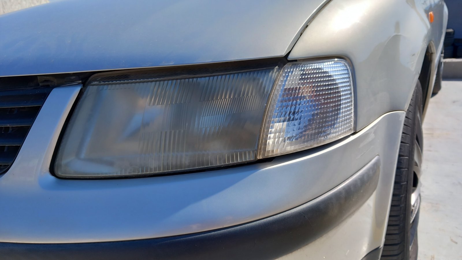 Φανάρια Εμπρός VW Passat ’97 Προσφορά