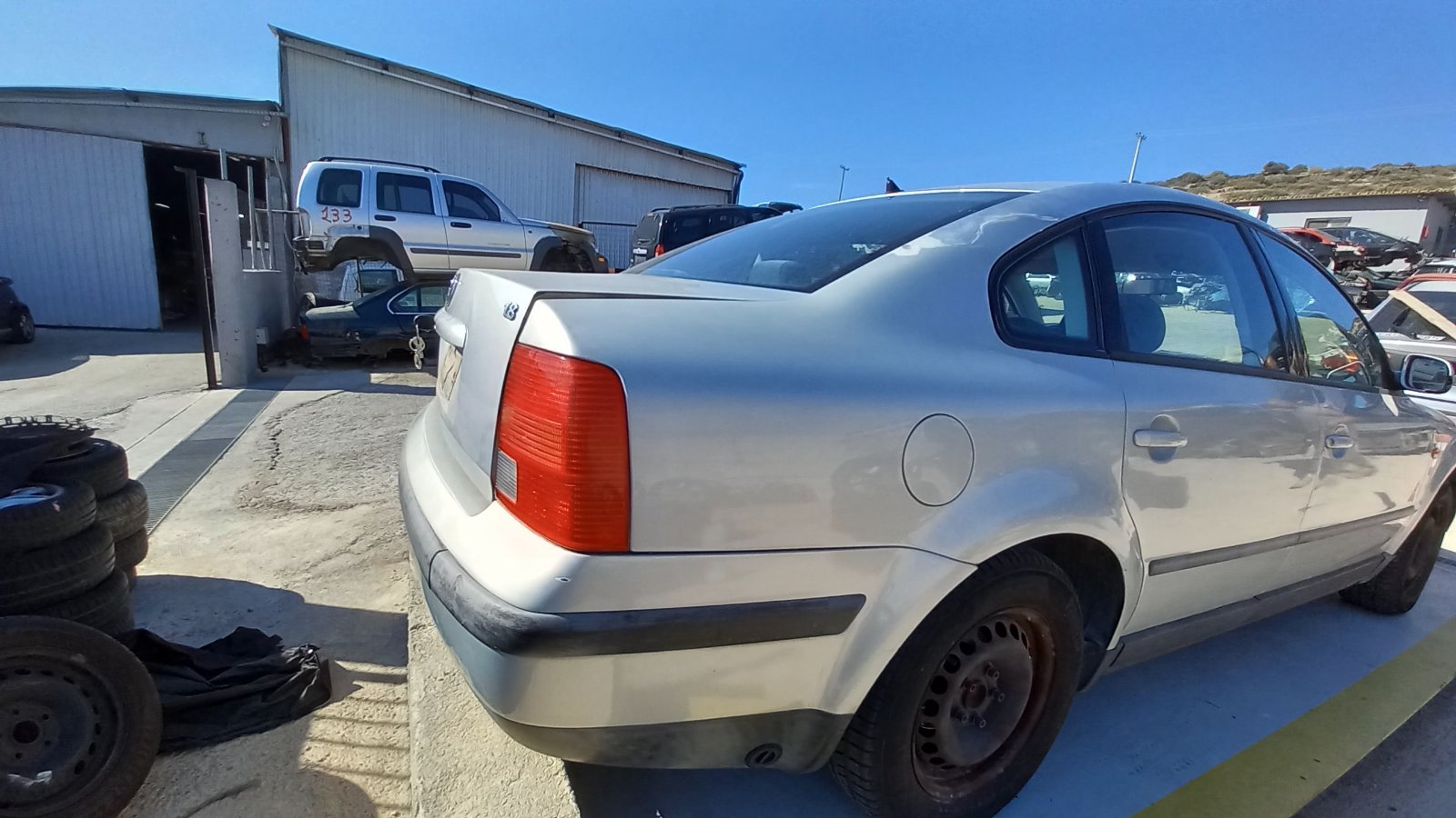 Φτερά Πίσω VW Passat ’97 Προσφορά