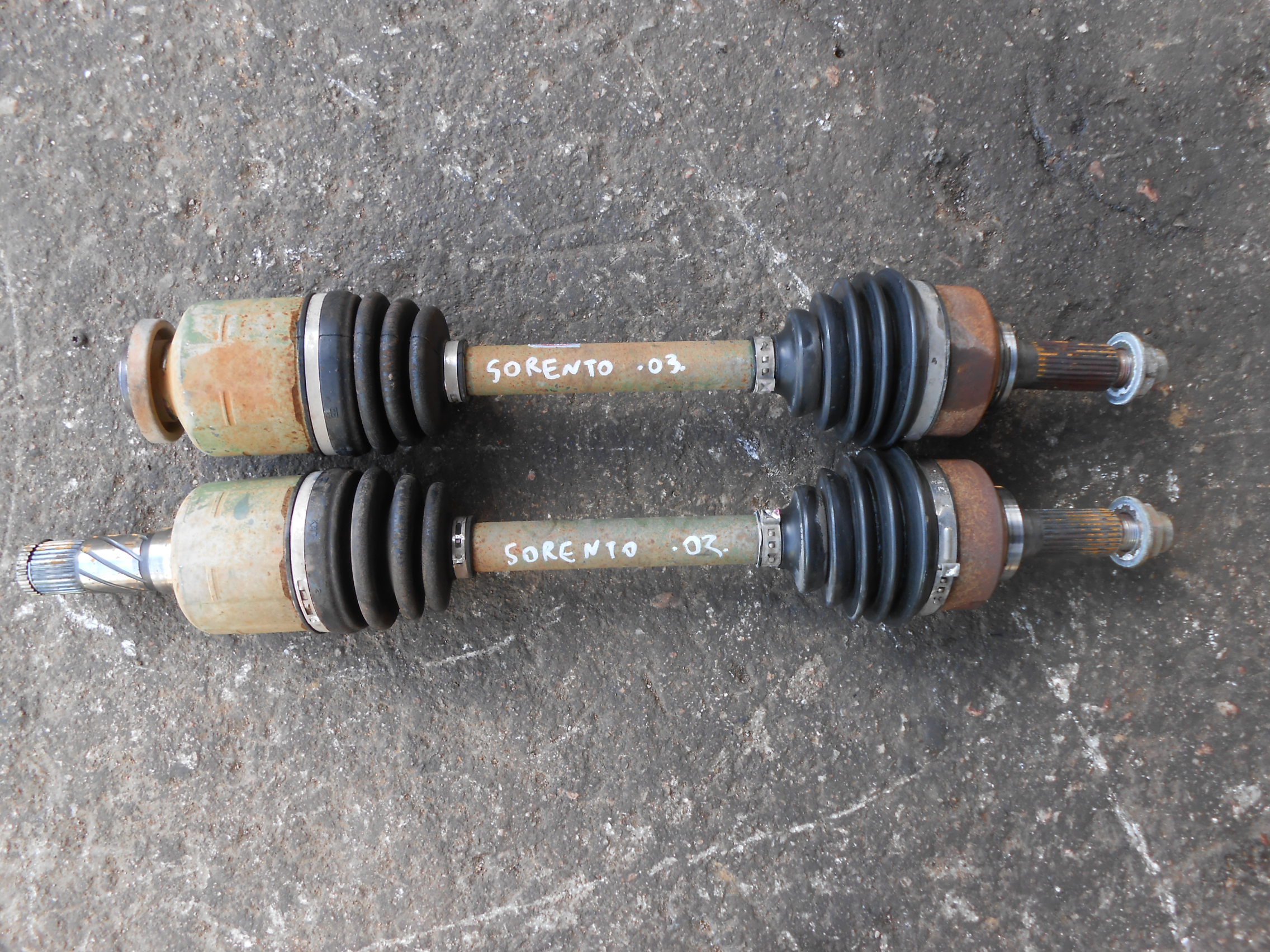 Ημιαξόνιο Αριστερό-Δεξί Kia Sorento ’03 Προσφορά