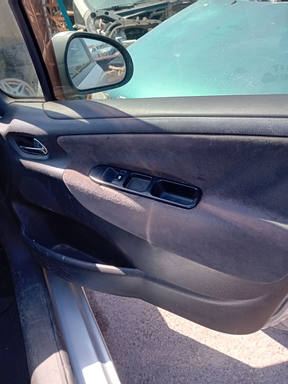  Ταπετσαρία Πορτών Peugeot 207 ’06