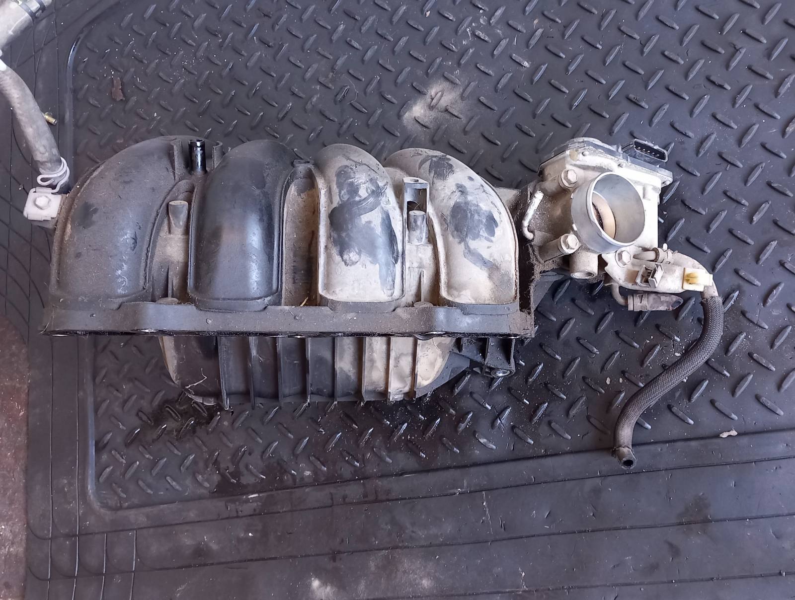 Πολλαπλή Εισαγωγής Toyota Rav 4 ’06 Προσφορά