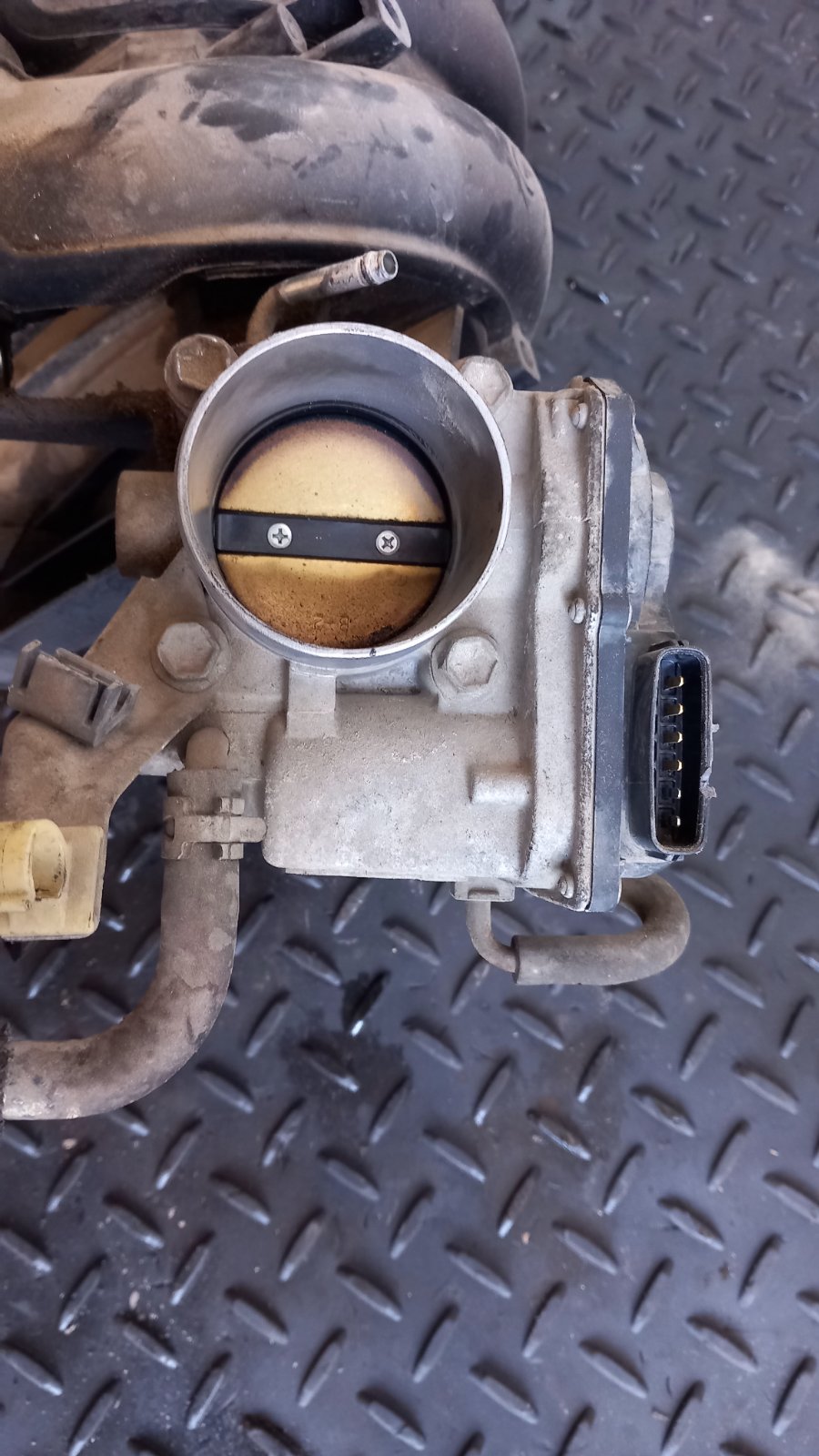 Πεταλούδα Γκαζιού ( 2203028070 ) Toyota Rav 4 ’06 Προσφορά