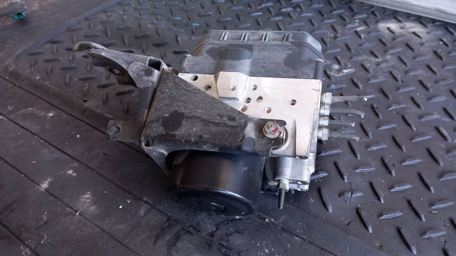 Μονάδα ABS ( 8954142230 ) Toyota Rav 4 ’06 Προσφορά