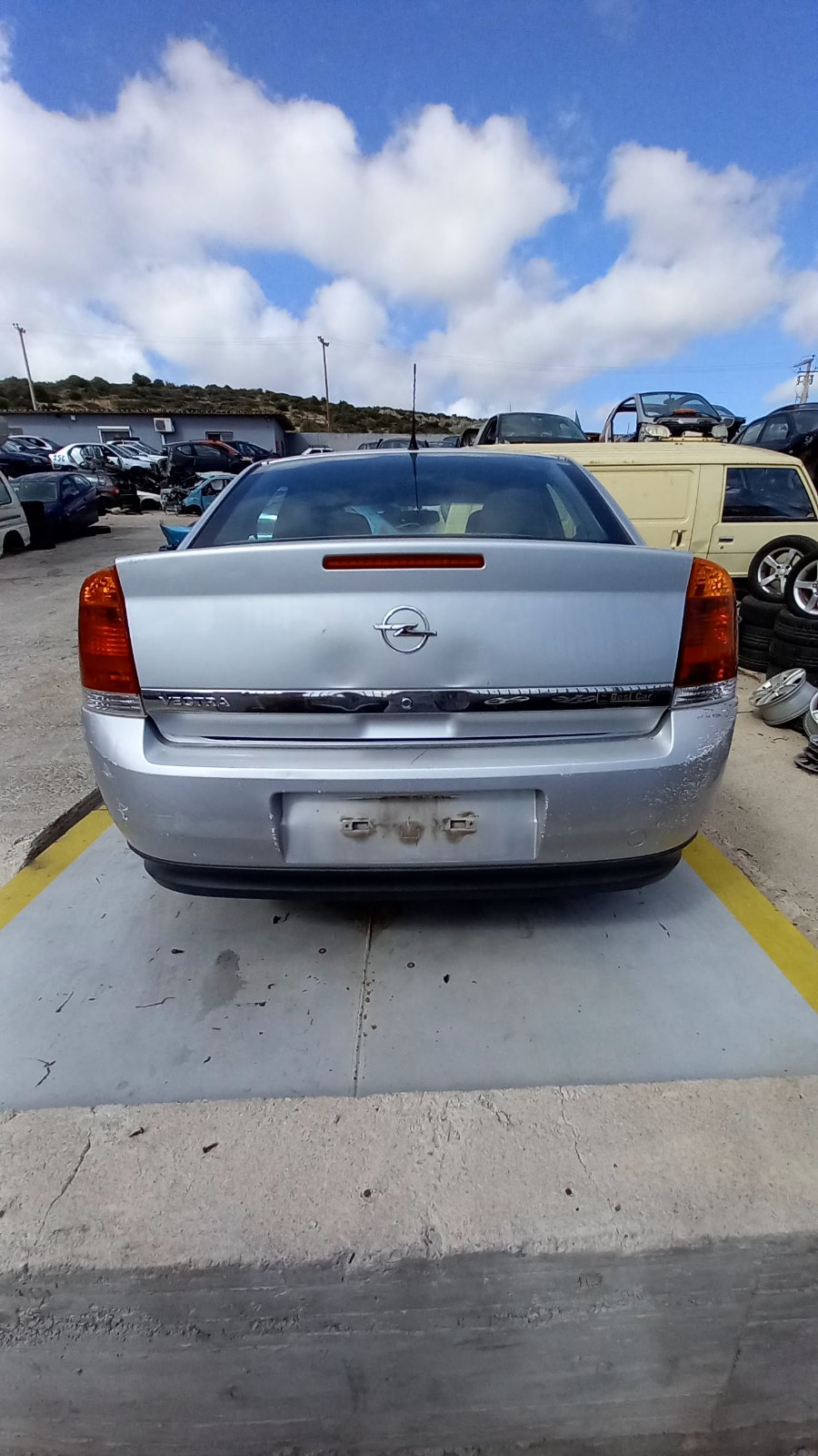 Πορτμπαγκάζ Opel Vectra ’03 Προσφορά