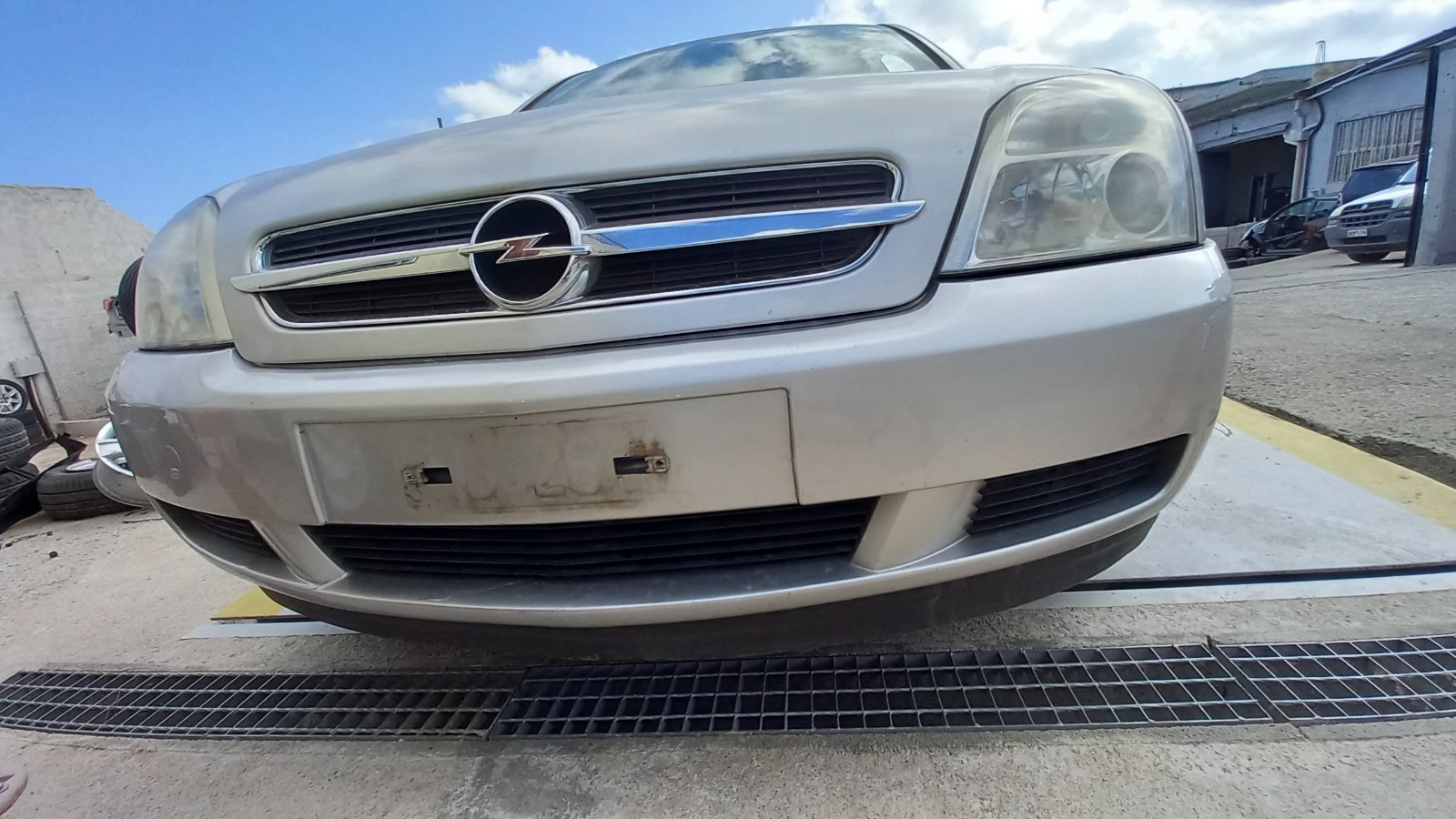 Προφυλακτήρας Εμπρός Opel Vectra ’03 Προσφορά